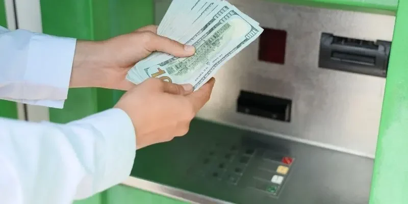 Quy trình rút tiền đúng cách, đảm bảo an toàn